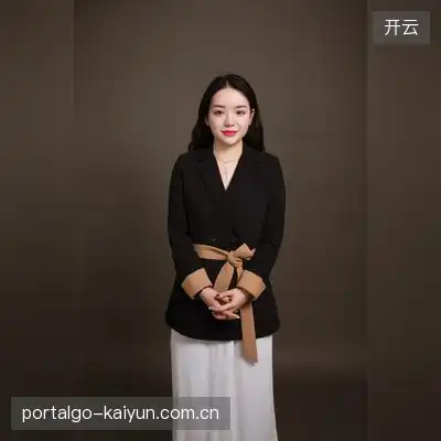刘璨荷